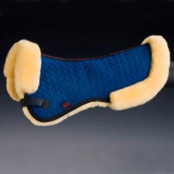 Christ Sattelpad Mit Rand -Reitsportbedarf 17331 B OWH 1