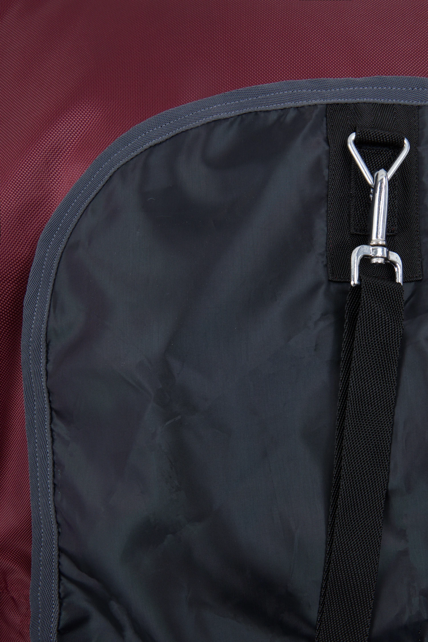 Horze 840D Regendecke, 200g 8 Horze 840D Regendecke, 200g – Bild 8