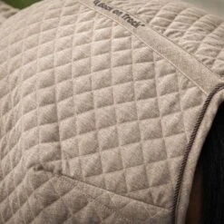 Back On Track Haze Kollektion Gesteppte Stalldecke, 200g (125-135cm) -Reitsportbedarf 333191 BR 7