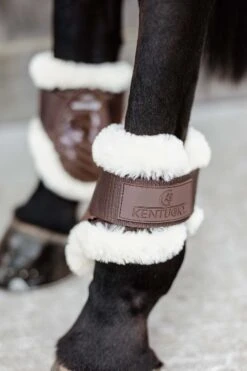 Kentucky Horsewear Vegane Lammfell Streichkappen Für Jungpferde -Reitsportbedarf 342512 BR 3