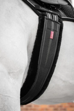 LeMieux Anatomischer Sattelgurt Mit Fleeceüberzug -Reitsportbedarf N7QQ3 099 03